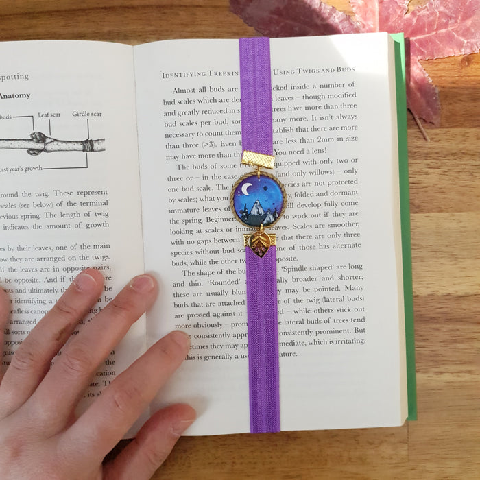 Mountains elastic ribbon bookmarks / handmade from polymer clay leaves motifs forest night landscape moon bookmark