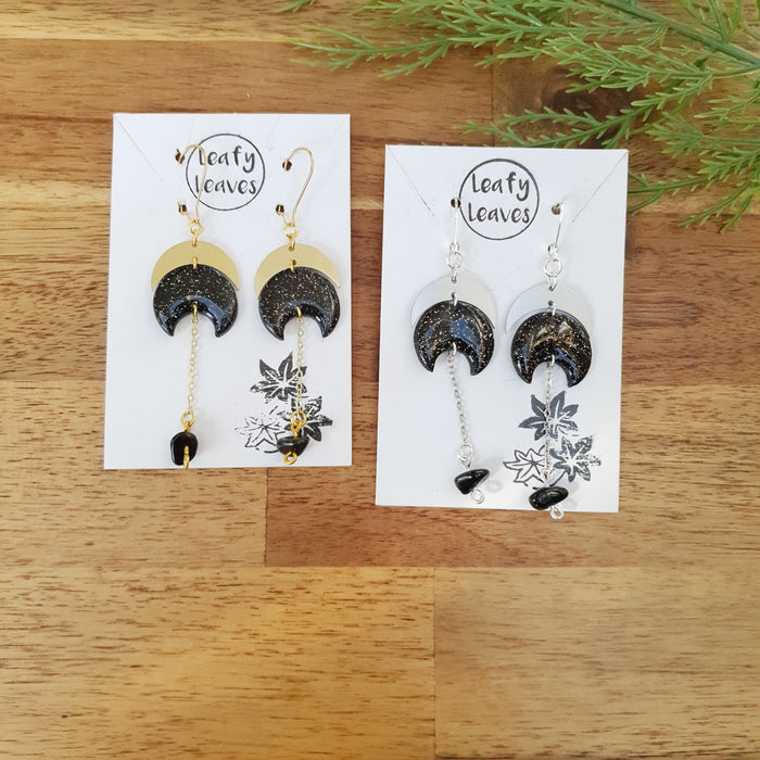 Black moons earrings / nature woodlands forestcore
