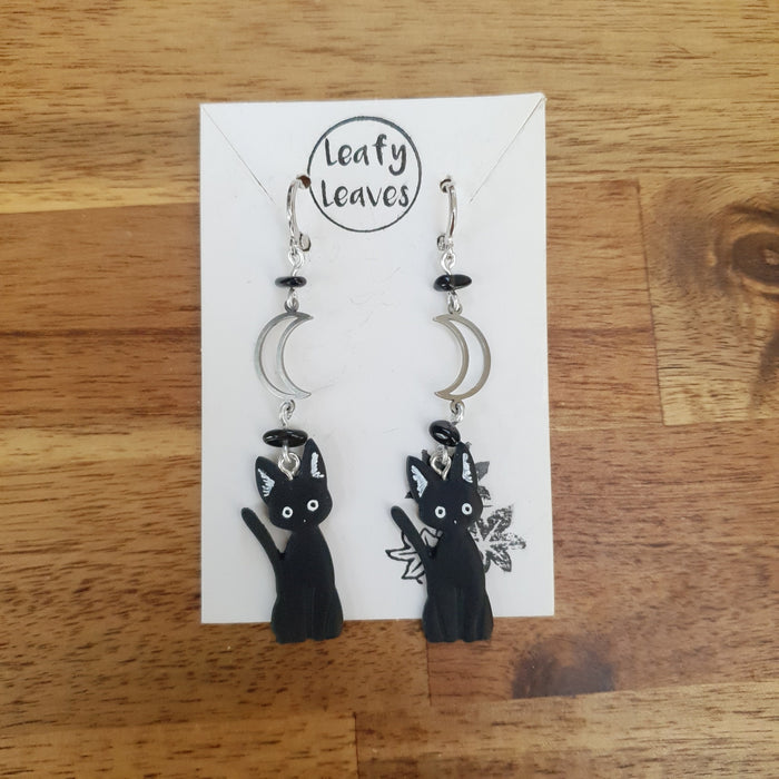 Black cats earrings with moons and obsidian stones / nature woodlands forestcore