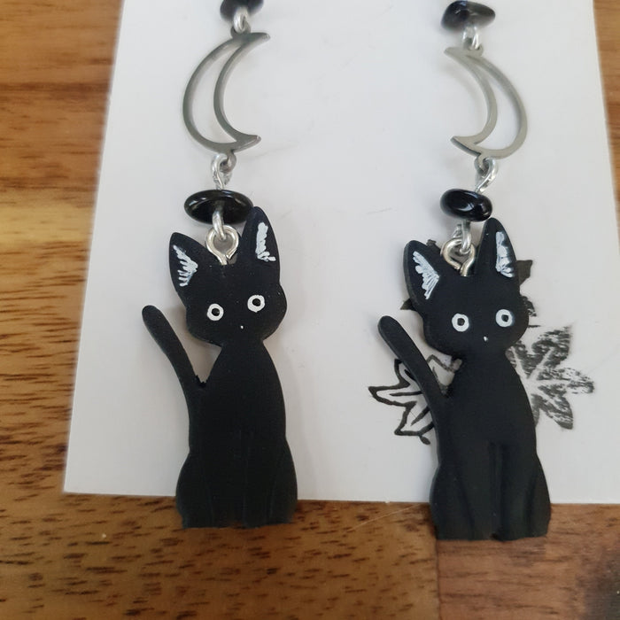 Black cats earrings with moons and obsidian stones / nature woodlands forestcore