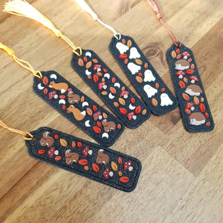 Autumnal tassel bookmarks with different subjects / handmade from polymer clay forest fall