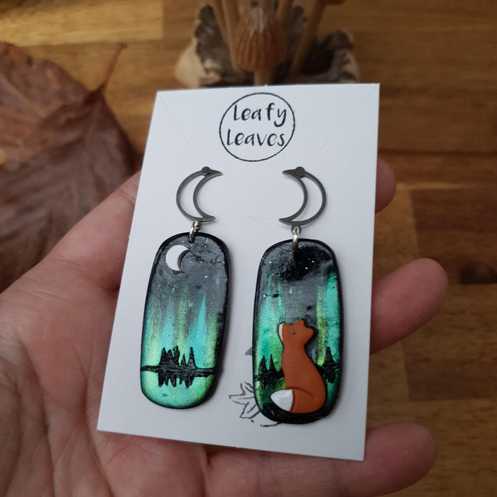 Northern lights and fox earrings - midnight sky background