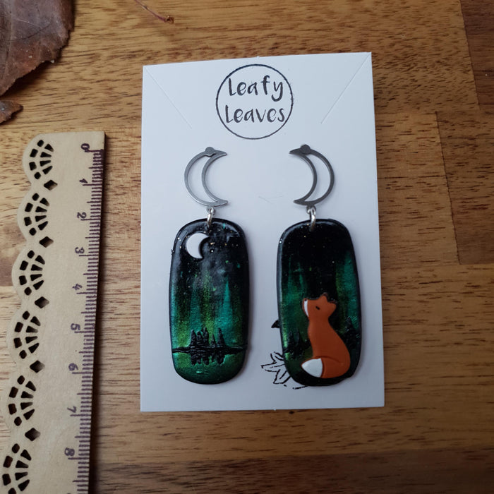 Northern lights and fox earrings - midnight sky background