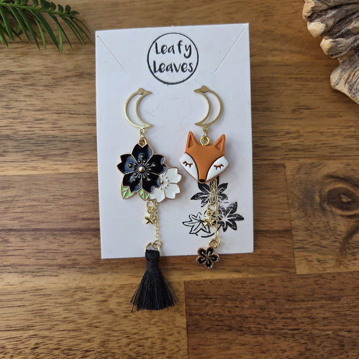 Spring foxes asymmetrical earrings with flowers / nature woodlands and forest