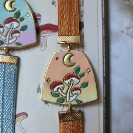 Mushrooms elastic ribbon bookmarks / nature autumn