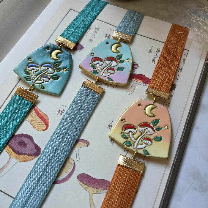 Mushrooms elastic ribbon bookmarks / nature autumn