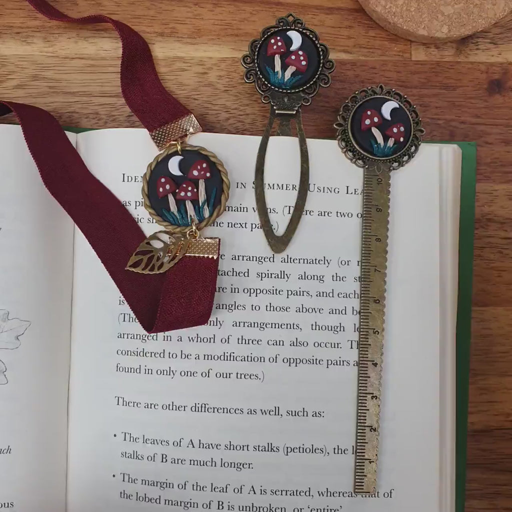 Red mushroom bookmarks / metal or elasticated ribbon